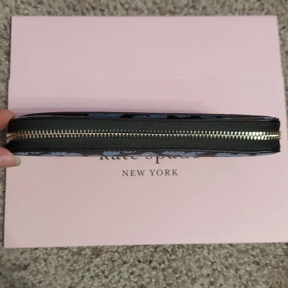 Kate Spade Brynn Floral Large Continental Wallet - Picture 4 of 11
